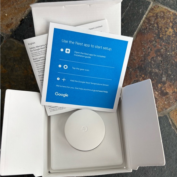 Google Nest Temperature Sensor - Picture 3 of 3